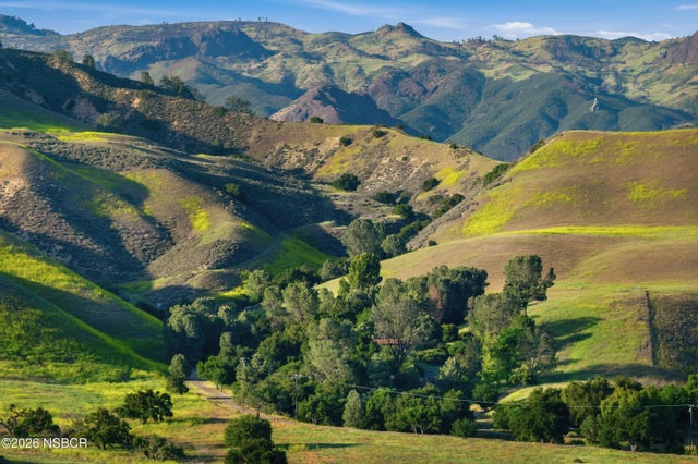 2160 Rambling Oaks Road, Santa Ynez