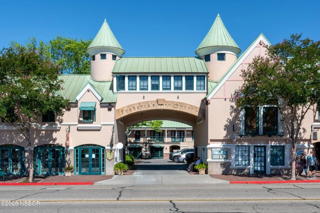 485 Alisal Road, Solvang